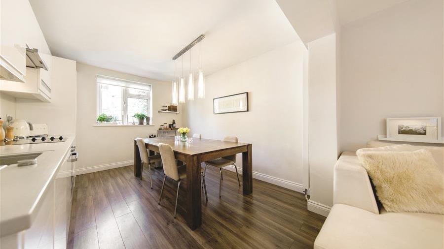Kitchen/Dining Room