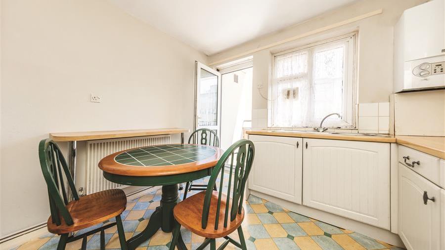 Kitchen/Breakfast Room