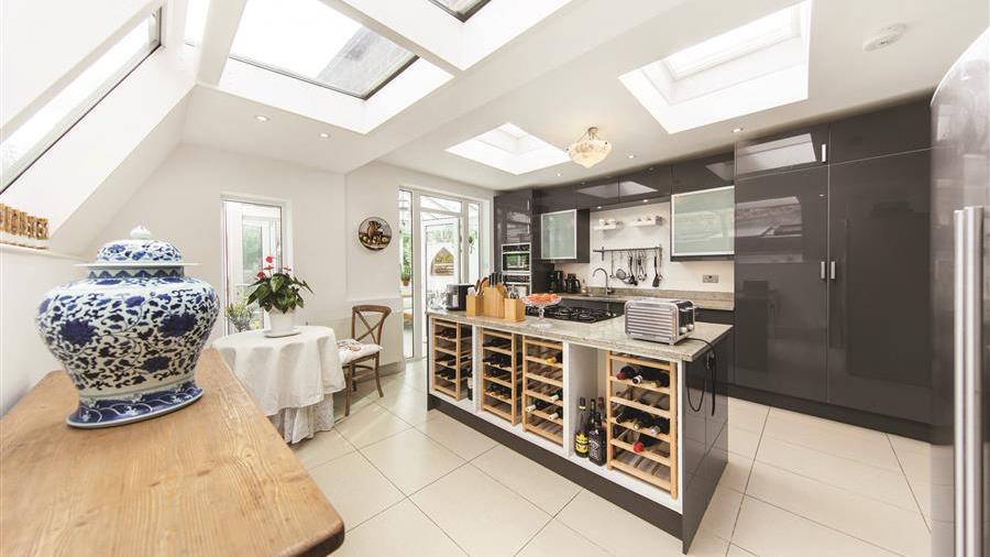 Kitchen/Breakfast Room