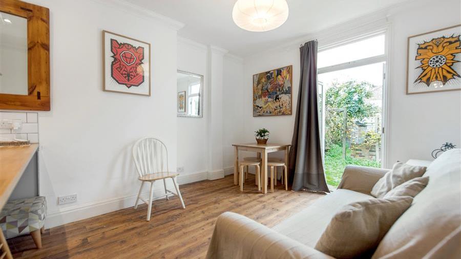 Kitchen/Breakfast Room