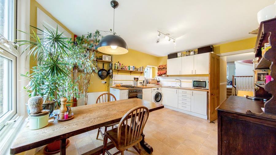 Kitchen/Breakfast Room