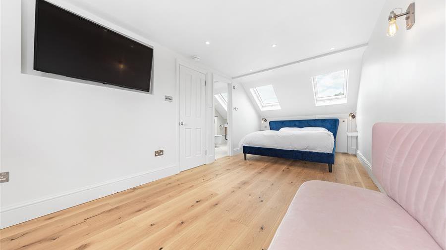 Fifth Bedroom