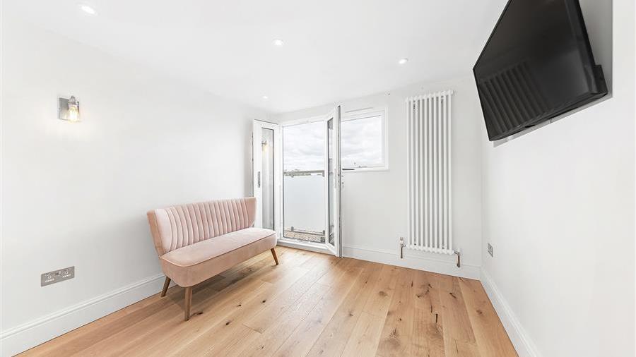 Fifth Bedroom