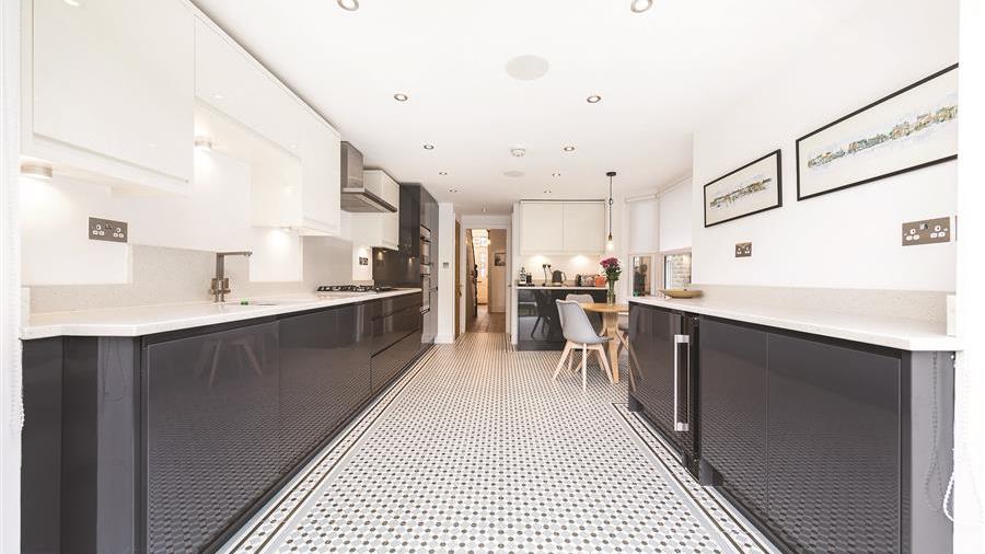 Kitchen/Breakfast Room