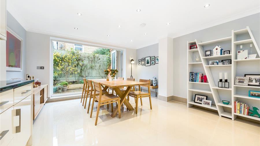 Kitchen/Dining Room