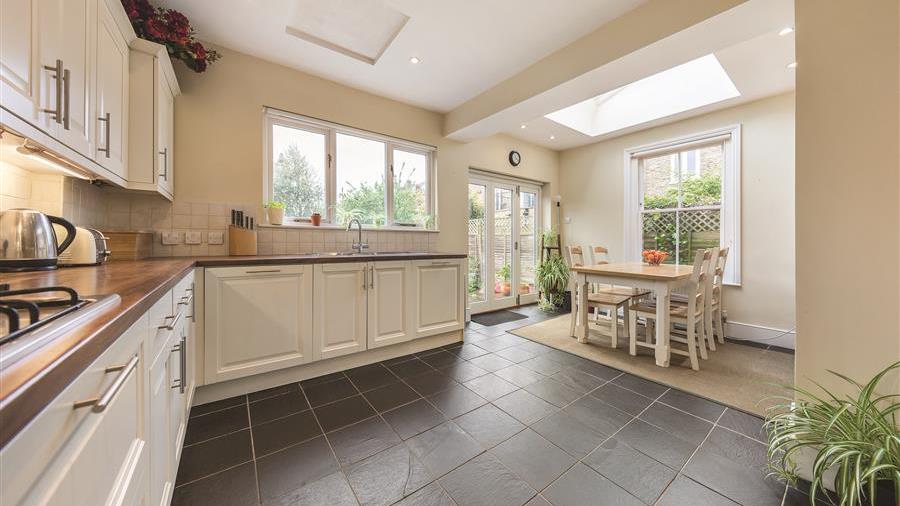 Kitchen/Breakfast Room