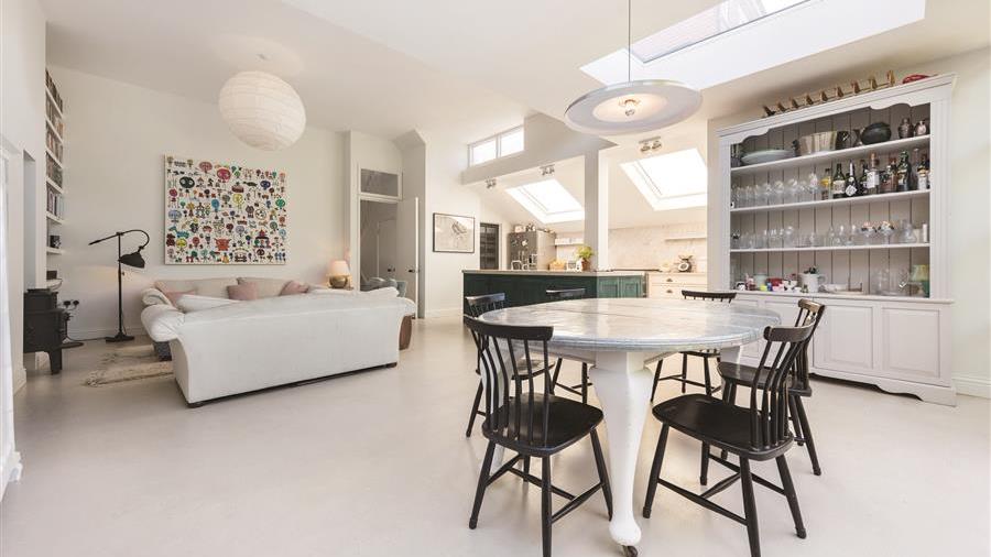 Kitchen/Dining Room
