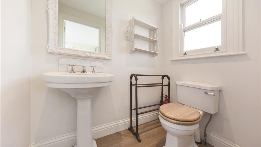 En-Suite Bathroom