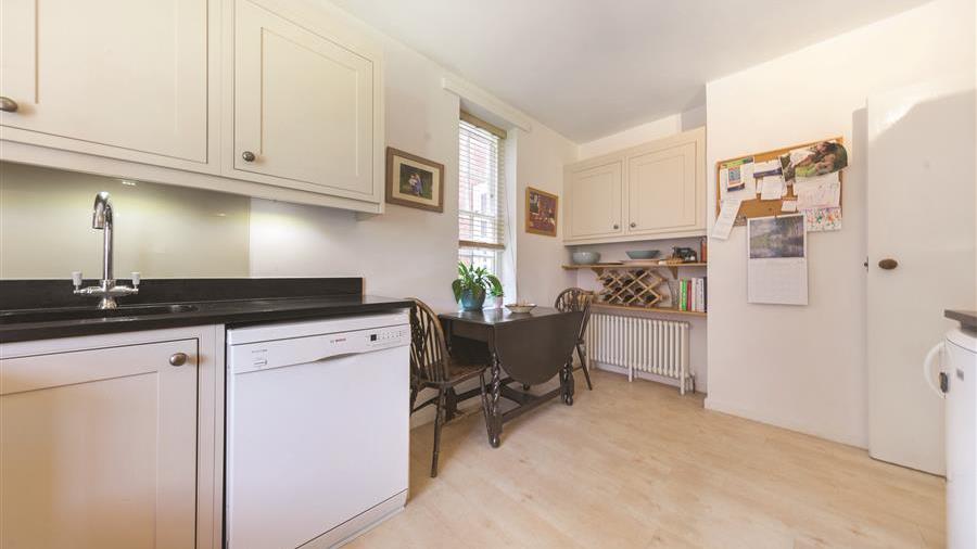 Kitchen/Breakfast Room