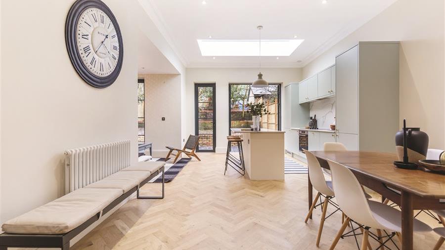 Kitchen/Dining Room