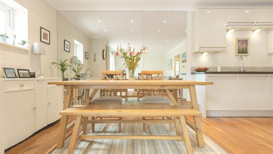 Kitchen/Dining Room