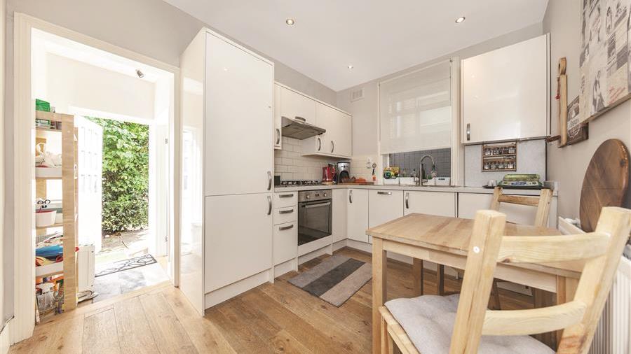 Kitchen/Breakfast Room