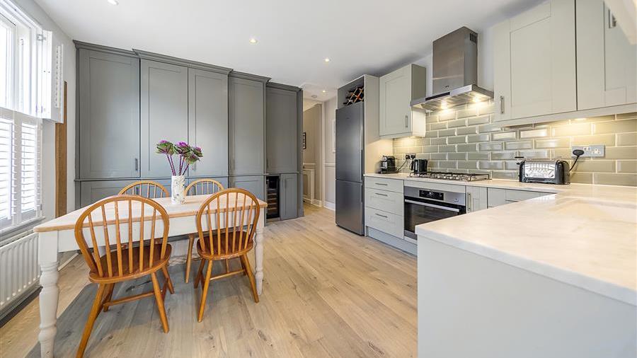Kitchen/Dining Room