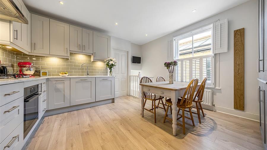 Kitchen/Dining Room