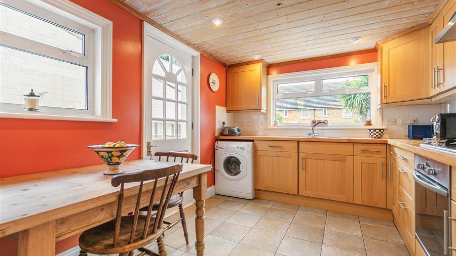 Kitchen/Breakfast Room