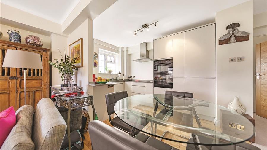 Kitchen/Dining Room