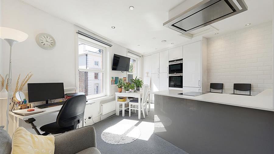 Kitchen/Reception Room