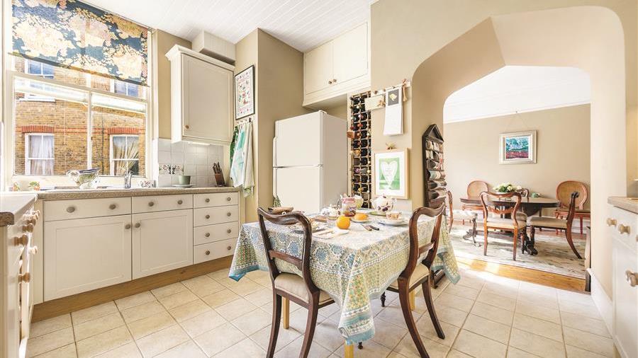 Kitchen/Breakfast Room