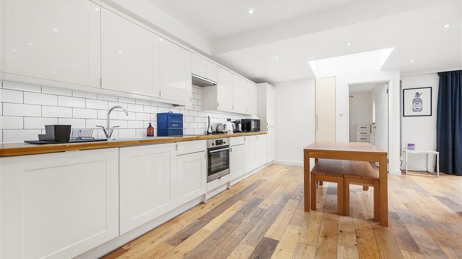 Kitchen/Breakfast Room