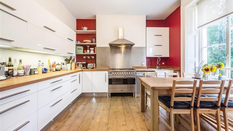 Kitchen/Dining Room