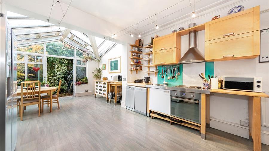 Kitchen/Breakfast Room