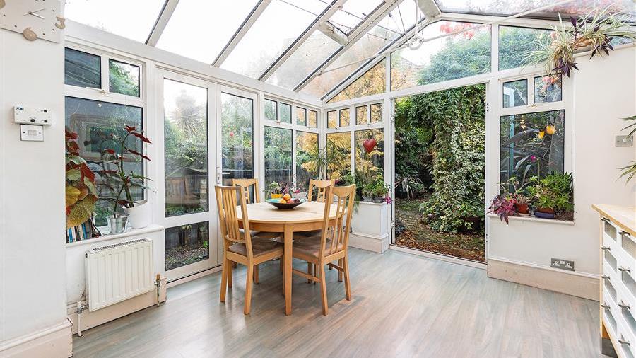 Kitchen/Breakfast Room