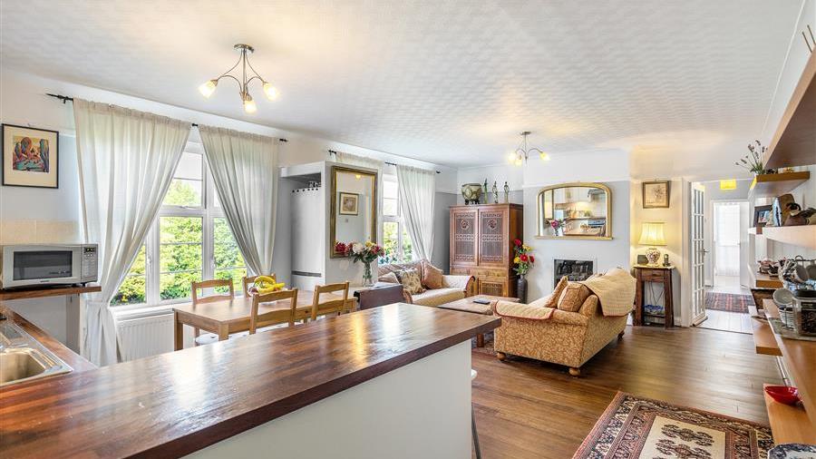 Kitchen/Reception Room
