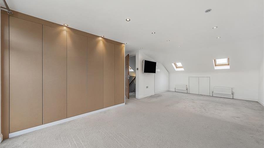 Fifth Bedroom