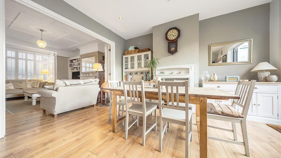 Kitchen/Family Room