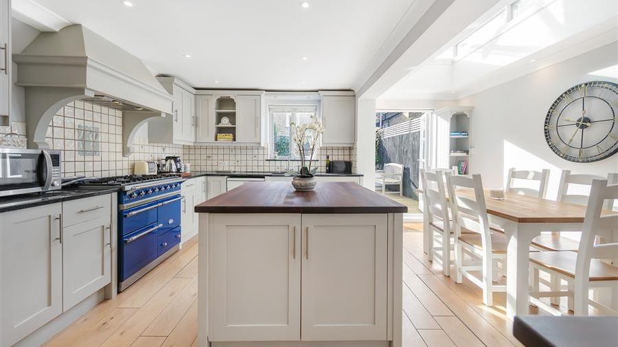 Kitchen/Dining Room