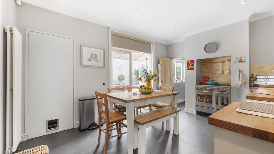 Kitchen/Breakfast Room