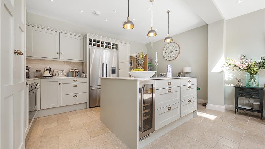 Kitchen/Breakfast Room