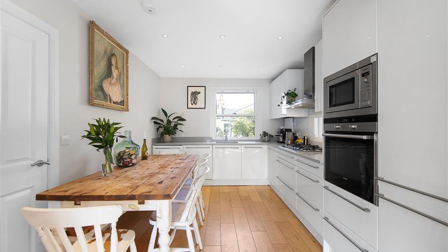 Kitchen/Dining Room
