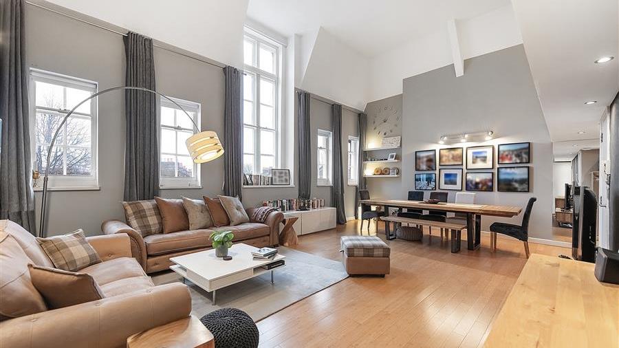 80 Reed Place Flat for sale in Reed Place, SW4 (ref: 70009) - Douglas & Gordon