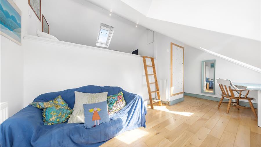 Fifth Bedroom