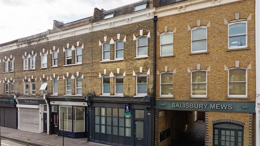 Flat for sale in Dawes Road, SW6 (ref: 70394) - Douglas & Gordon