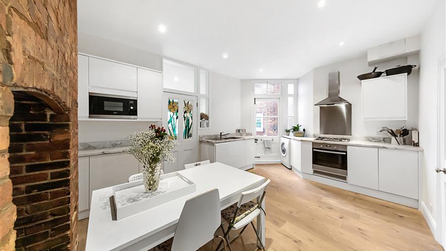 Kitchen/Dining Room