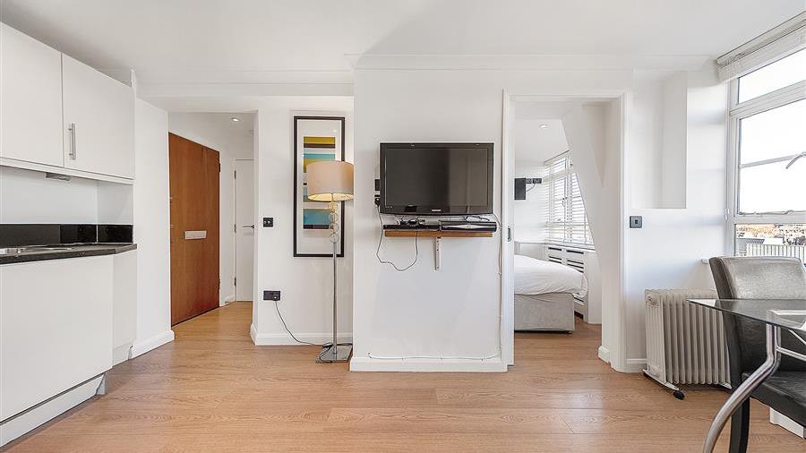 Kitchen/Reception Room