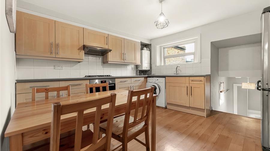 Kitchen/Dining Room