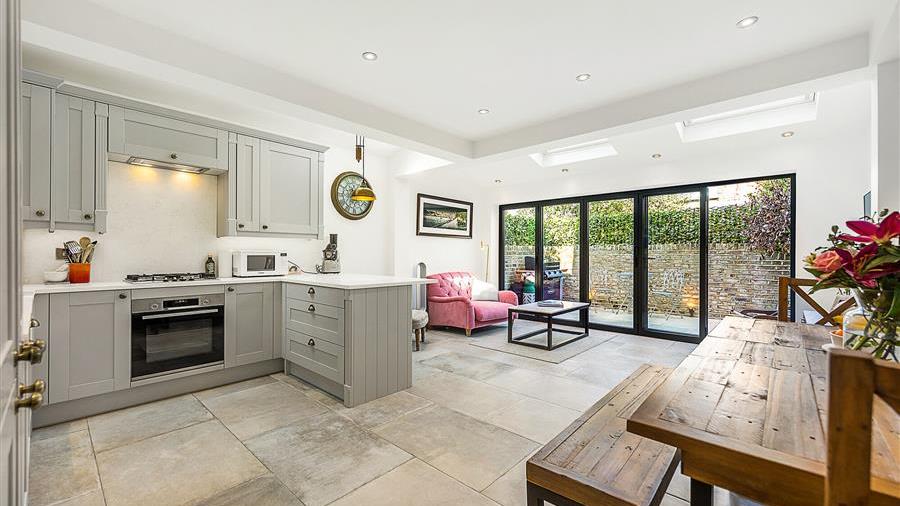 Kitchen/Breakfast Room
