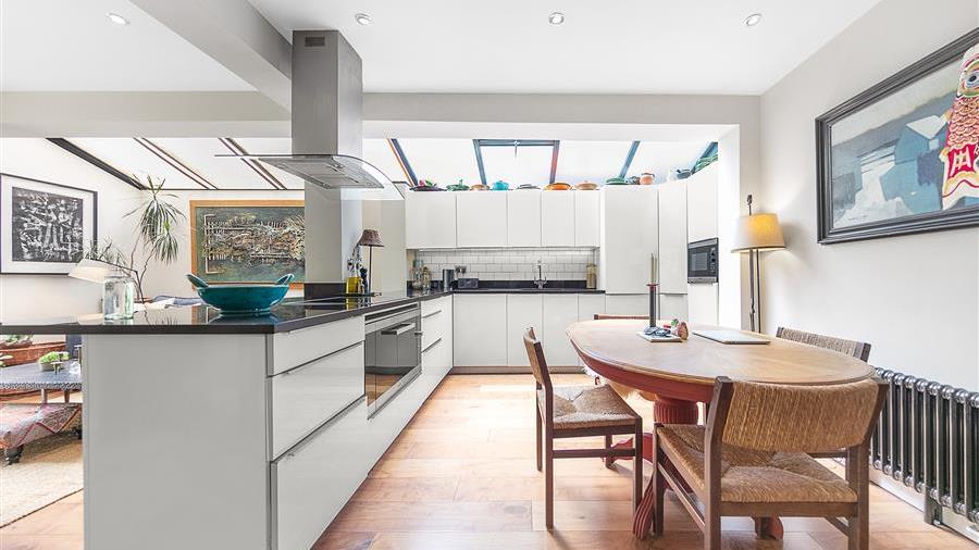 Kitchen/Dining Room