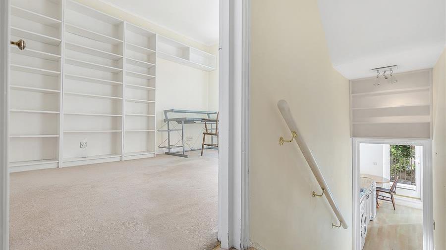 Sixth Bedroom