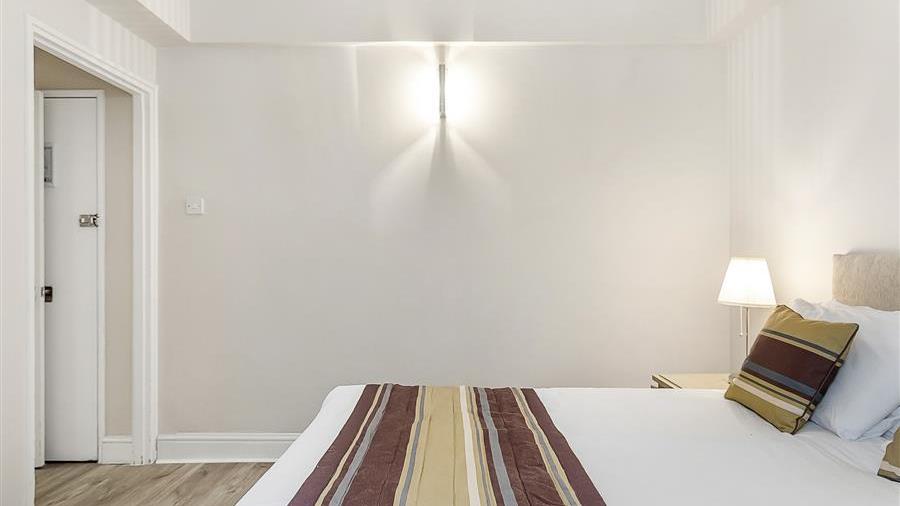 Studio Room