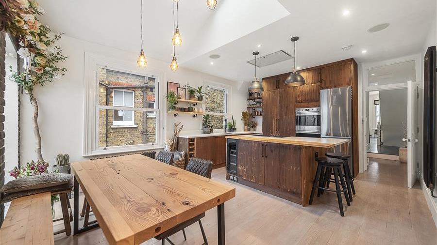 Kitchen/Dining Room