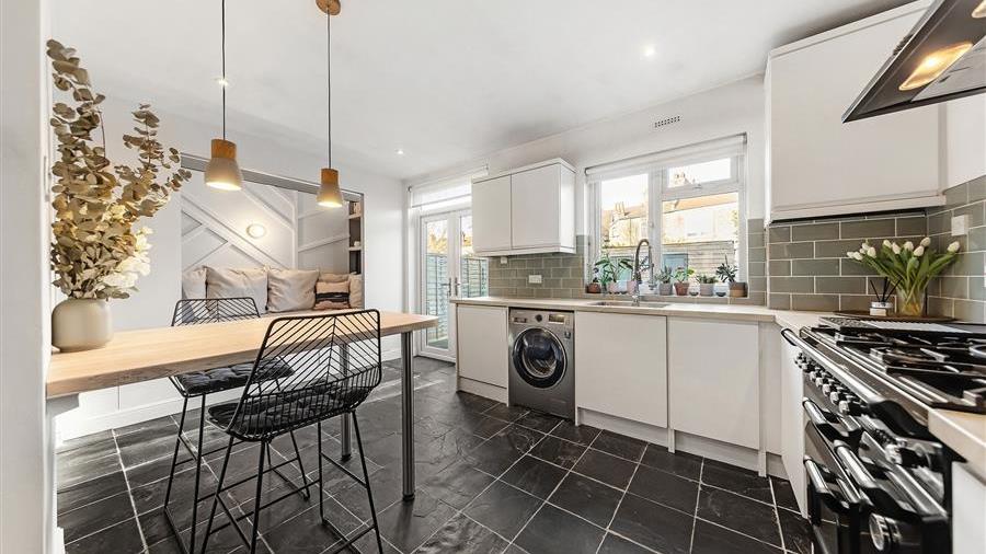 Kitchen/Breakfast Room