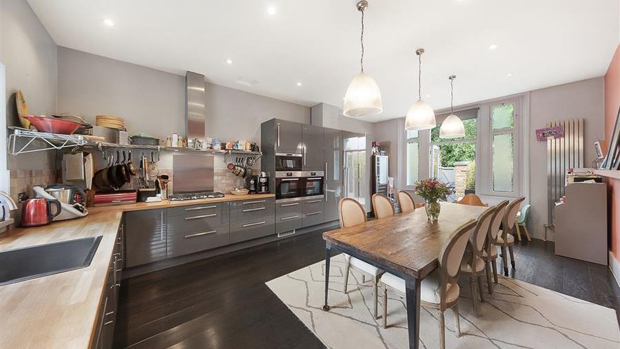 Kitchen/Dining Room