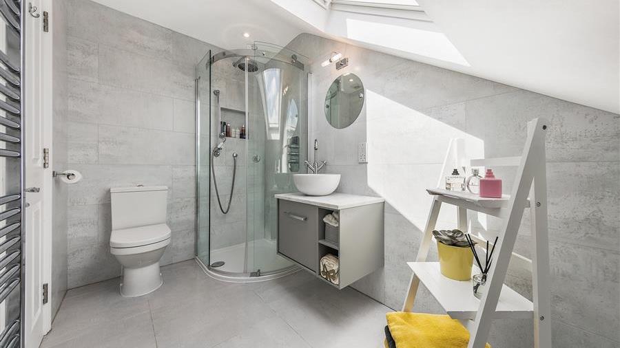 En-Suite Shower Room