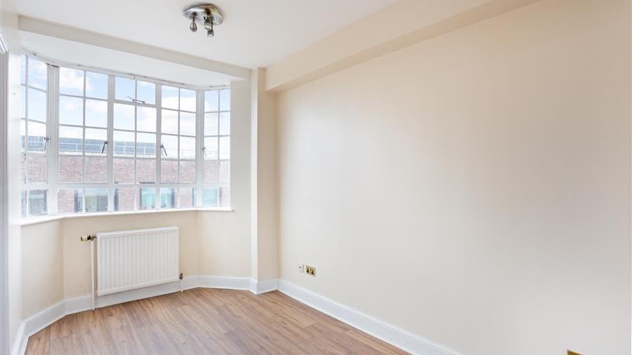 Studio Room