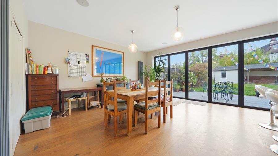 Kitchen/Dining Room