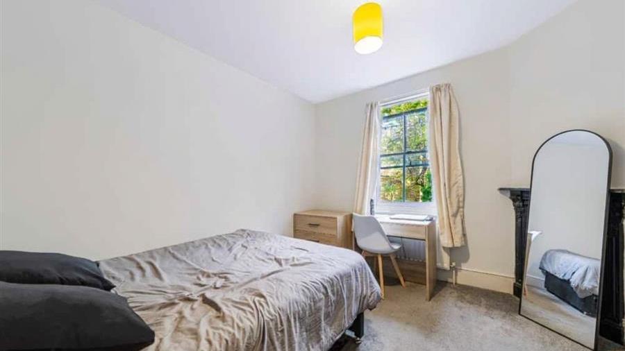 Fifth Bedroom